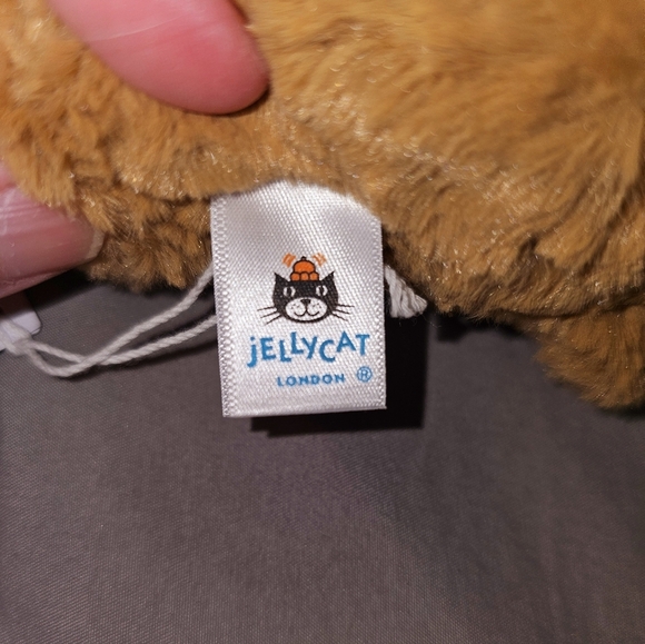 BNWT RARE Jellycat BARTHOLOMEW BEAR TINY Soft Plush - SOLD OUT! HTF! - Picture 4 of 5